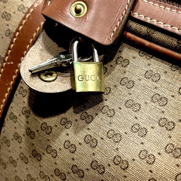 Gucci Authentic Interlocking G Logo Supreme Suitcase/Shoulder Bag - Picture 13 of 16